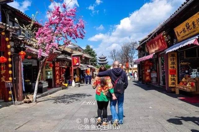 早上8点前的时光是大理旅行最好的时刻 只有温暖的阳光