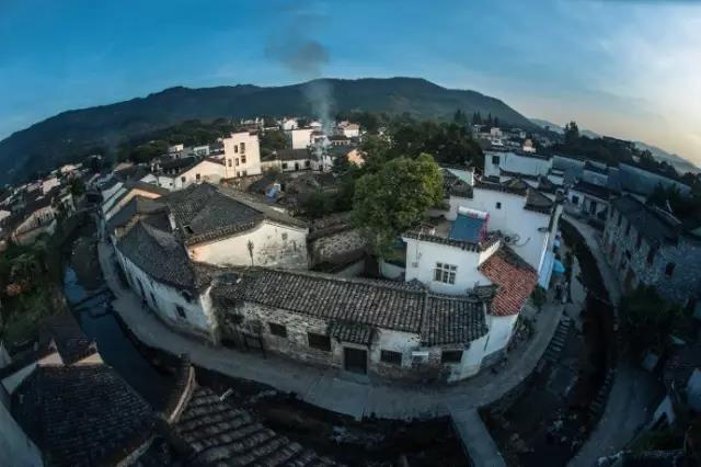 正午的查济村(图:网络)