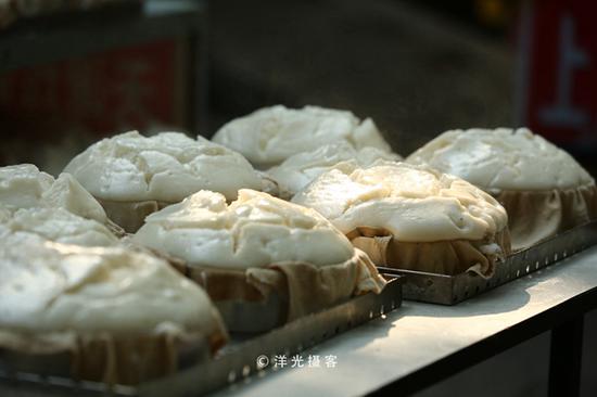 看看<a data-cke-saved-href='http://travel.sina.com.cn/anhui-lvyou/?from=b-keyword' href='http://travel.sina.com.cn/anhui-lvyou/?from=b-keyword' target='_blank'>安徽</a>文化古城,六尺巷故里<a data-cke-saved-href='http://travel.sina.com.cn/tongcheng-lvyou/?from=b-keyword' href='http://travel.sina.com.cn/tongcheng-lvyou/?from=b-keyword' target='_blank'>桐城</a>都必须准备些啥?才能算是过年