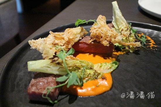 【<a data-cke-saved-href='http://travel.sina.com.cn/xinjiapo1-lvyou/?from=b-keyword' href='http://travel.sina.com.cn/xinjiapo1-lvyou/?from=b-keyword' target='_blank'>新加坡</a>】隐匿于百年植物园中的高颜值米其林餐厅