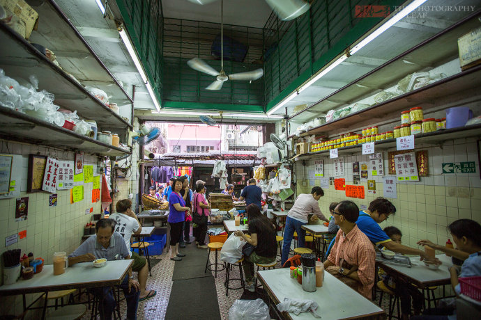 坚持传统制作工艺,香港这家豆腐店火了一百年
